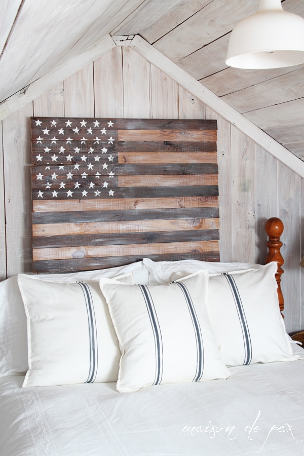 Brilliant, easy, simple DIY patriotic decor at maisondepax.com