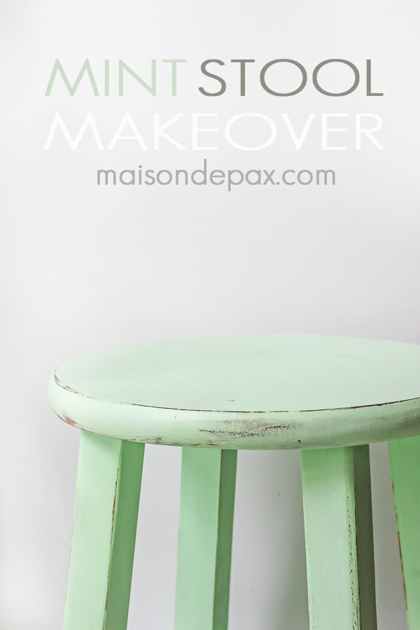 Such an adorable little stool! Great tutorial to make your own little mint stool via maisondepax.com #diy #paint