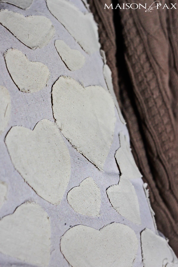 Anthropologie inspired NO SEW heart pillow from drop cloth | maisondepax.com #knockoff #valentines 