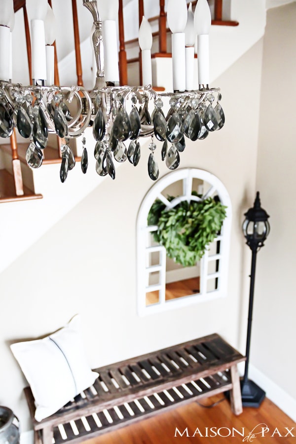 Heart-shaped wreath: gorgeous, subtle Valentine's Day touch | maisondepax.com