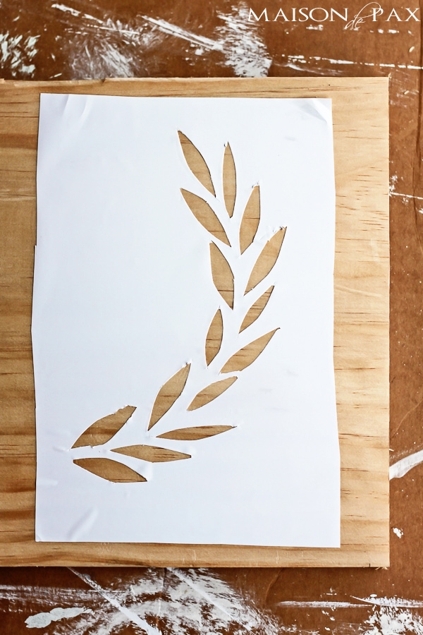 Awesome tutorial to make your own custom stencil in minutes | maisondepax.com
