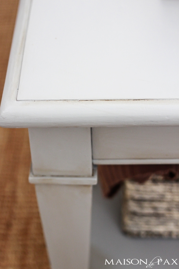 Gorgeous, simple gray chalk paint coffee and side table makeover | maisondepax.com #diy #paint