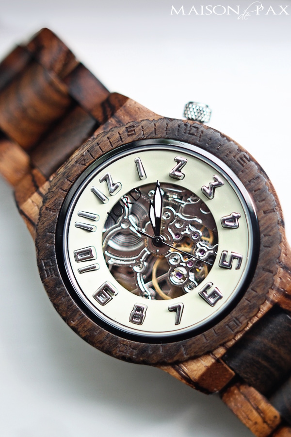 gorgeous wood watch - perfect Father's Day, birthday, or Christmas gift for dad | maisondepax.com