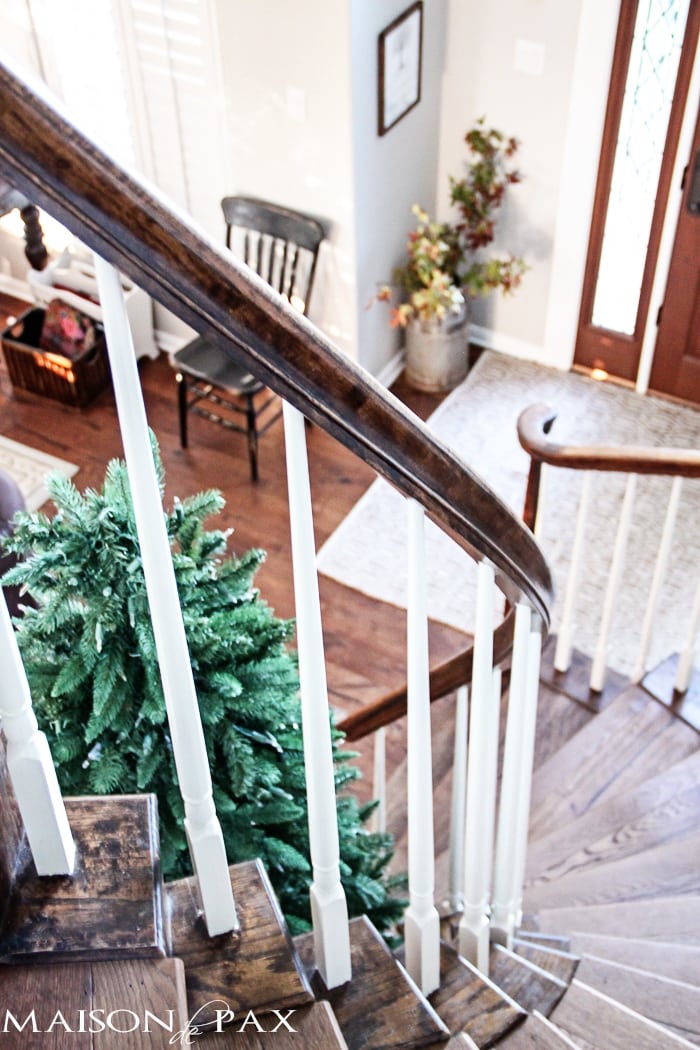 what a gorgeous staircase! Tips for choosing the perfect tree | maisondepax.com