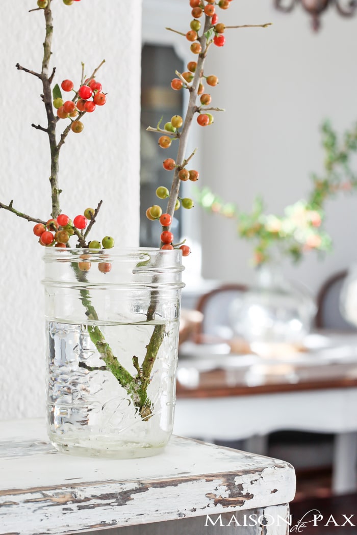 Beautiful! So many wonderful ideas for a casual and easy Thanksgiving celebration | maisondepax.com