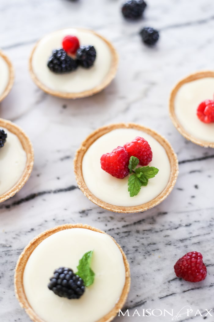 Only three ingredients! These mini lemon lime tarts are so easy and delicious | maisondepax.com