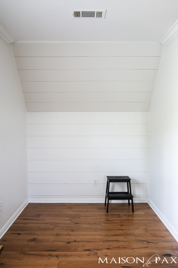 How to Plank a Wall: excellent tutorial on getting that diy shiplap look!