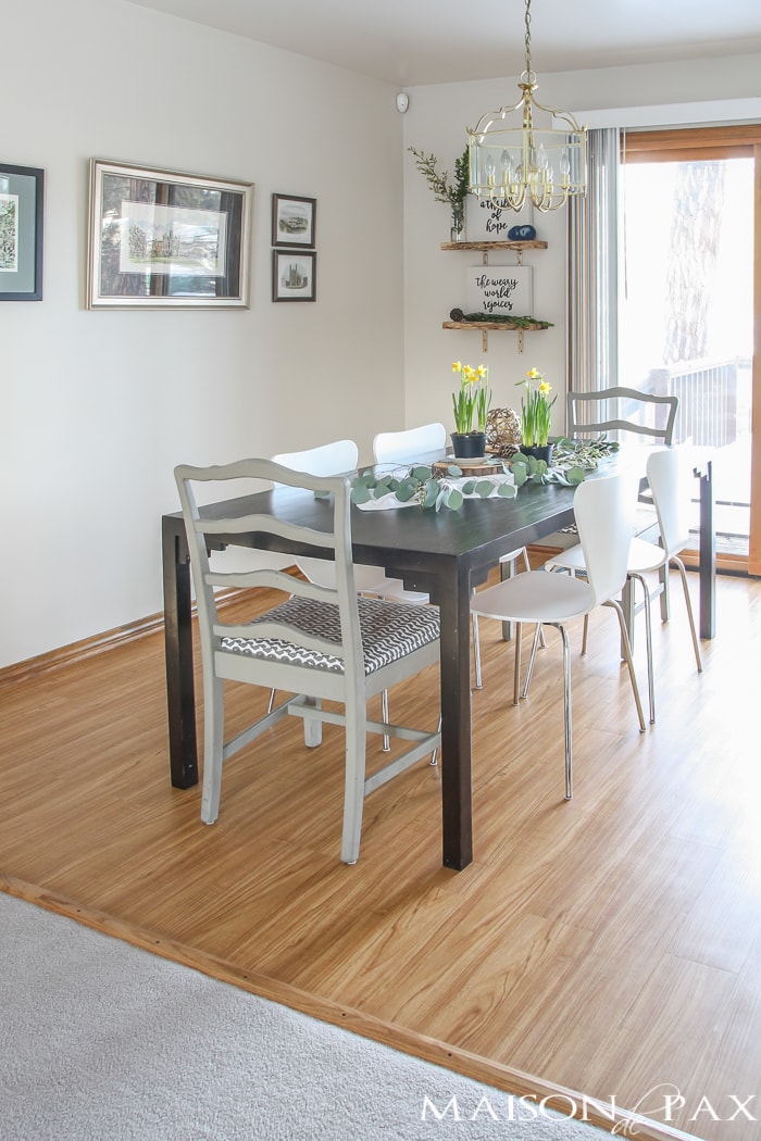 Looking for a great DIY budget alternative to carpet? Try vinyl flooring for an affordable option for high traffic areas. This tutorial will walk you through how to install a vinyl flooring!