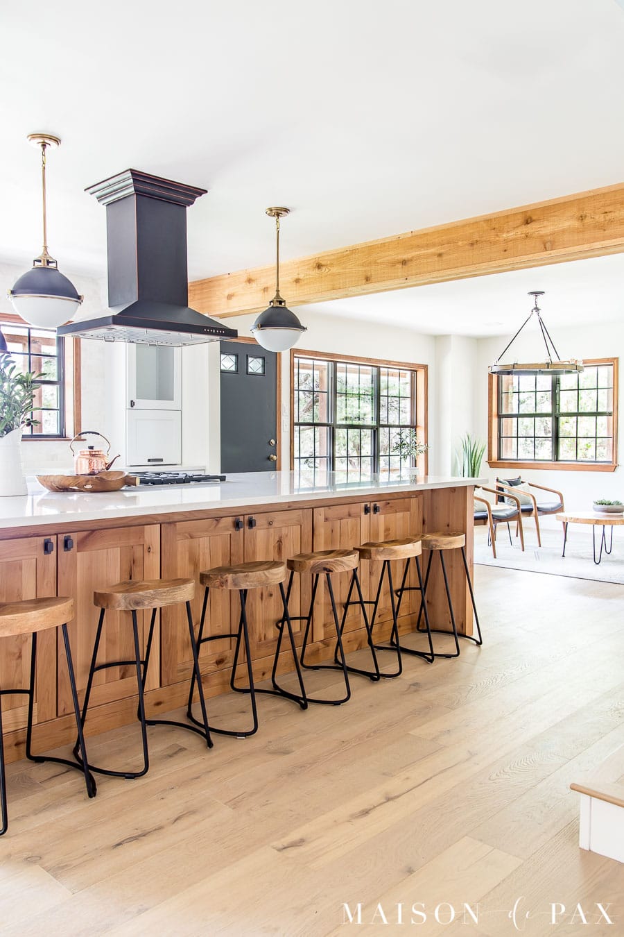 open concept farmhouse kitchen | Maison de Pax