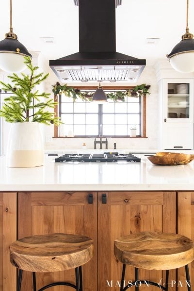 big island kitchen with magnolia garland | Maison de Pax