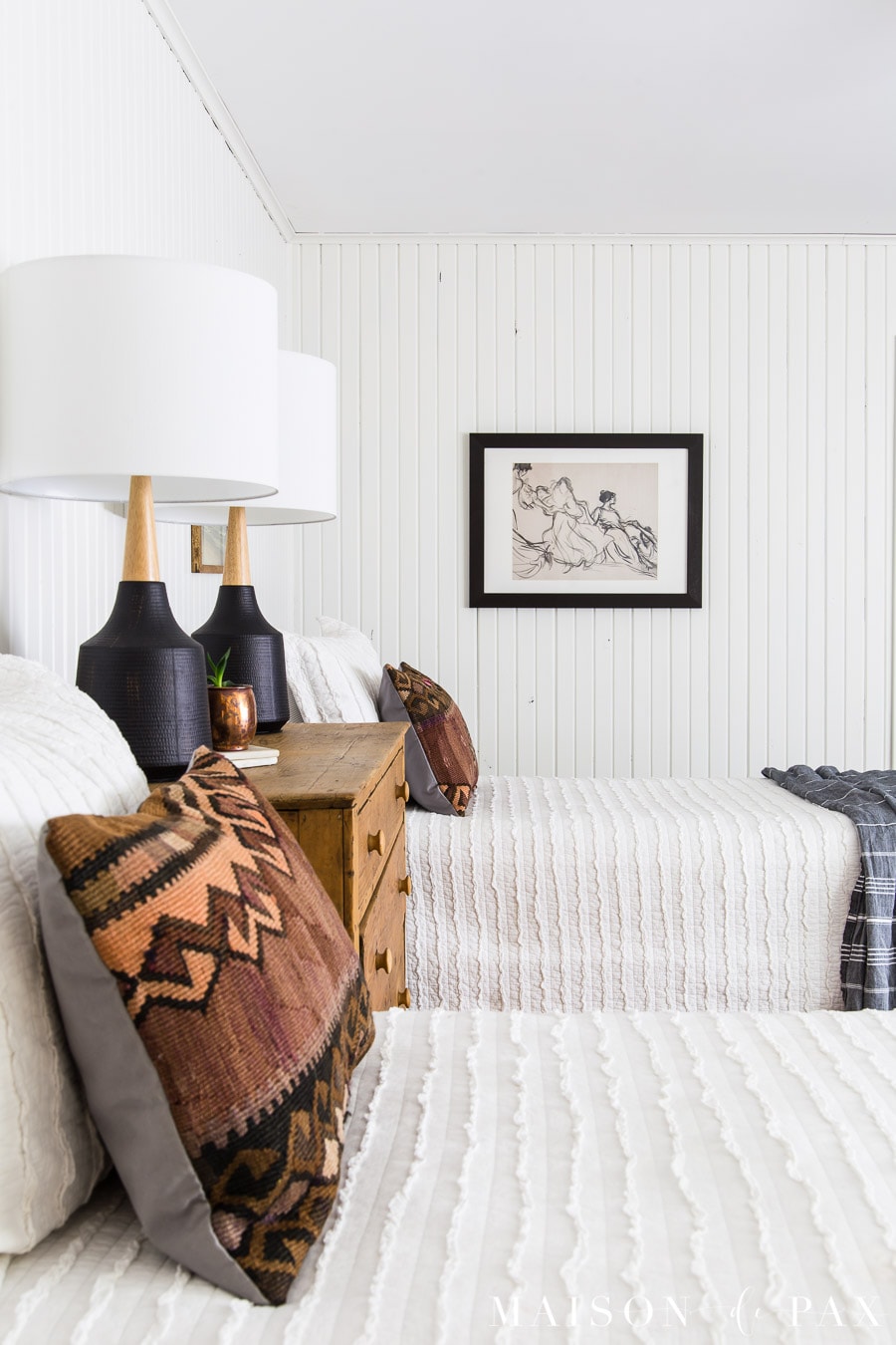 white farmhouse bedroom with modern vintage art | Maison de Pax