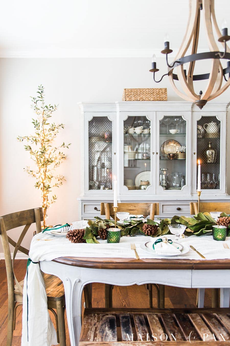 The Easy Way to Set a Gorgeous Holiday Table   Maison de Pax
