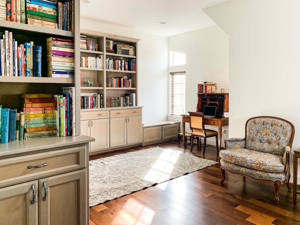 Alabaster Paint SW 7008 in Real Spaces - Maison de Pax