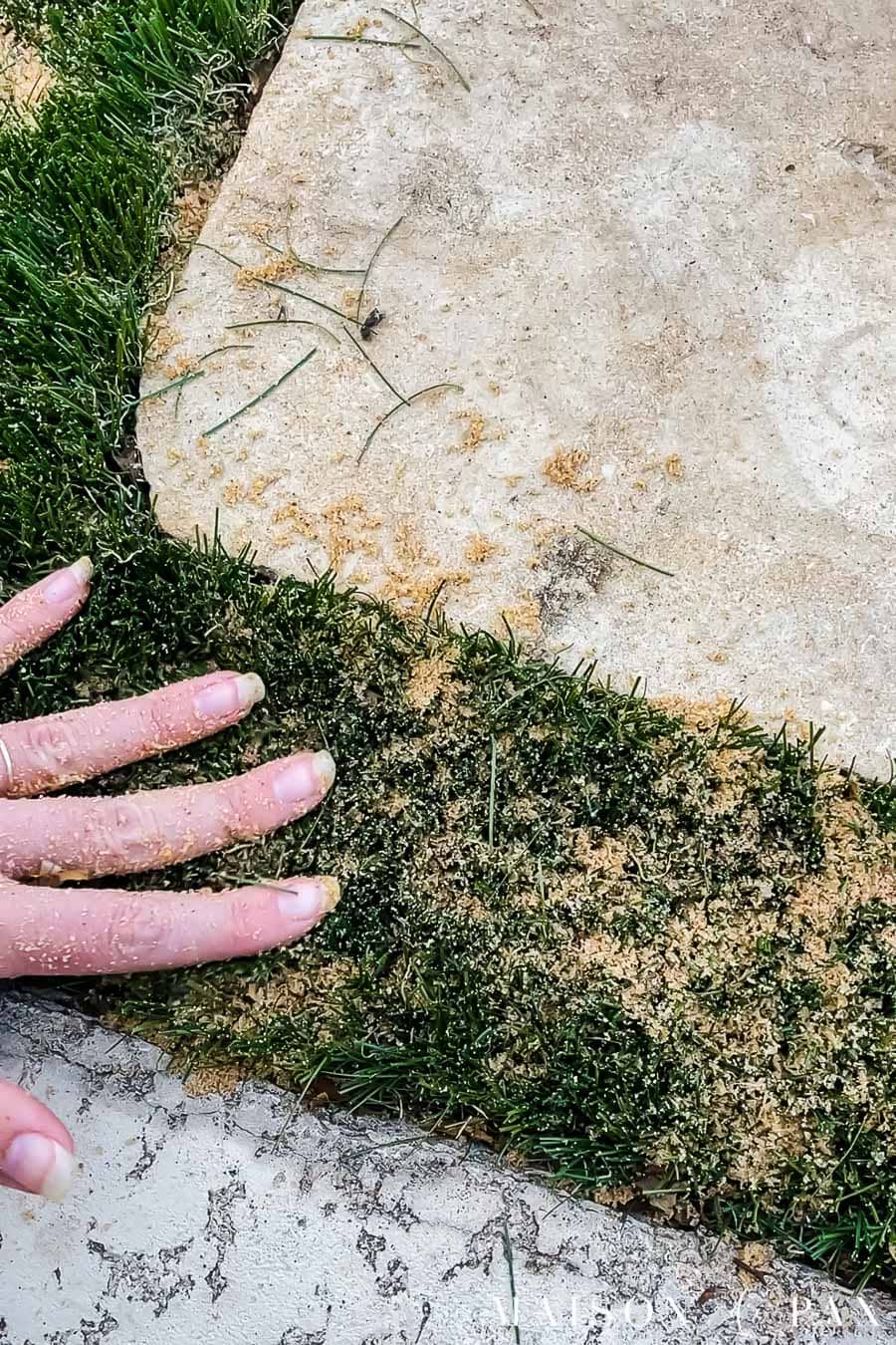 add sand to synthetic turf