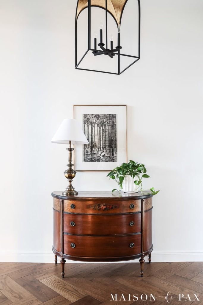 Sherwin Williams Alabaster vs Pure White: Which White Paint Is Better?